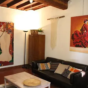 https://la-maison-de-lara.fr-provencehotel.com