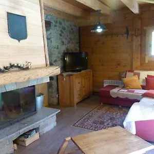 https://chalet-pres-des-pistes-8-personnes-4-chambres-ch11.hotels-rhonealpes.com